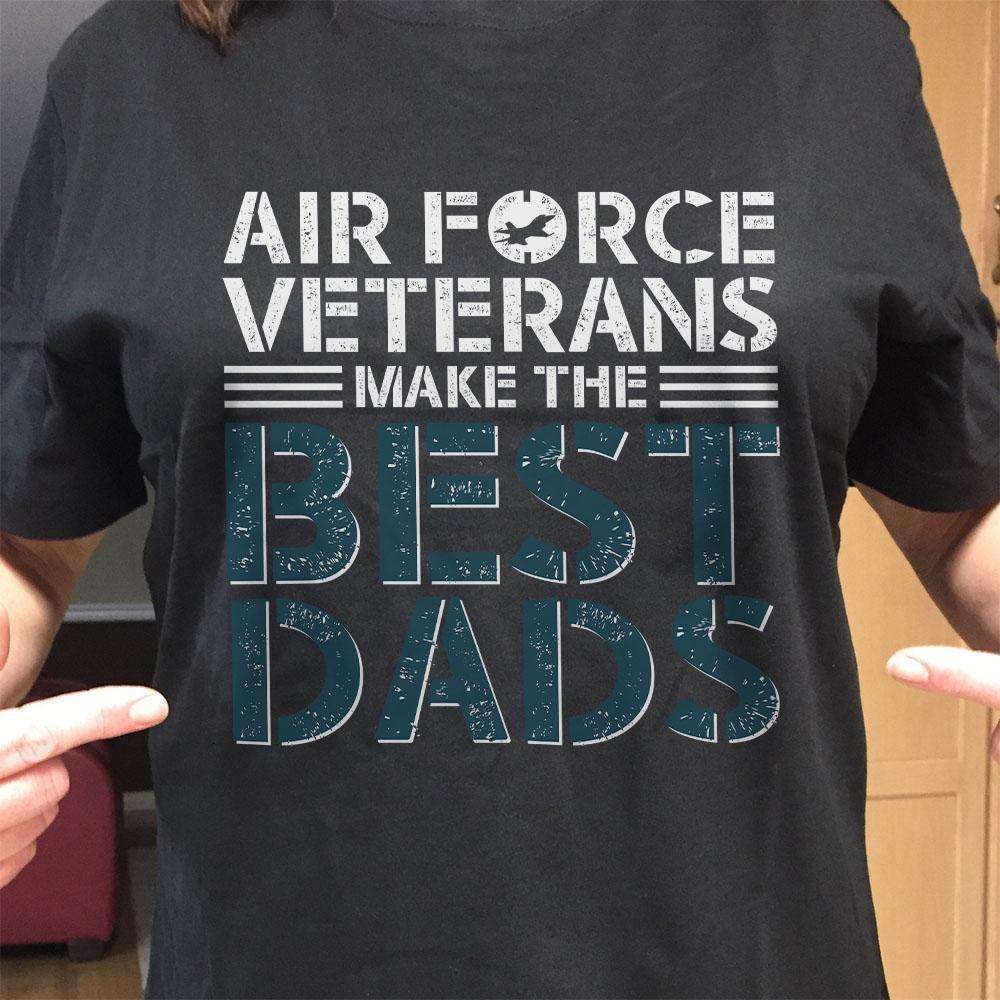 Designs by MyUtopia Shout Out:Air Force Veterans Make The Best Dads Adult Unisex Cotton Short Sleeve T-Shirt