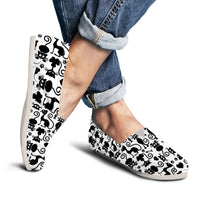 Load image into Gallery viewer, Designs by MyUtopia Shout Out:Cats White Casual Canvas Slip on Shoes Women&#39;s Flats,US6 (EU36) / Black/White,Slip on Flats
