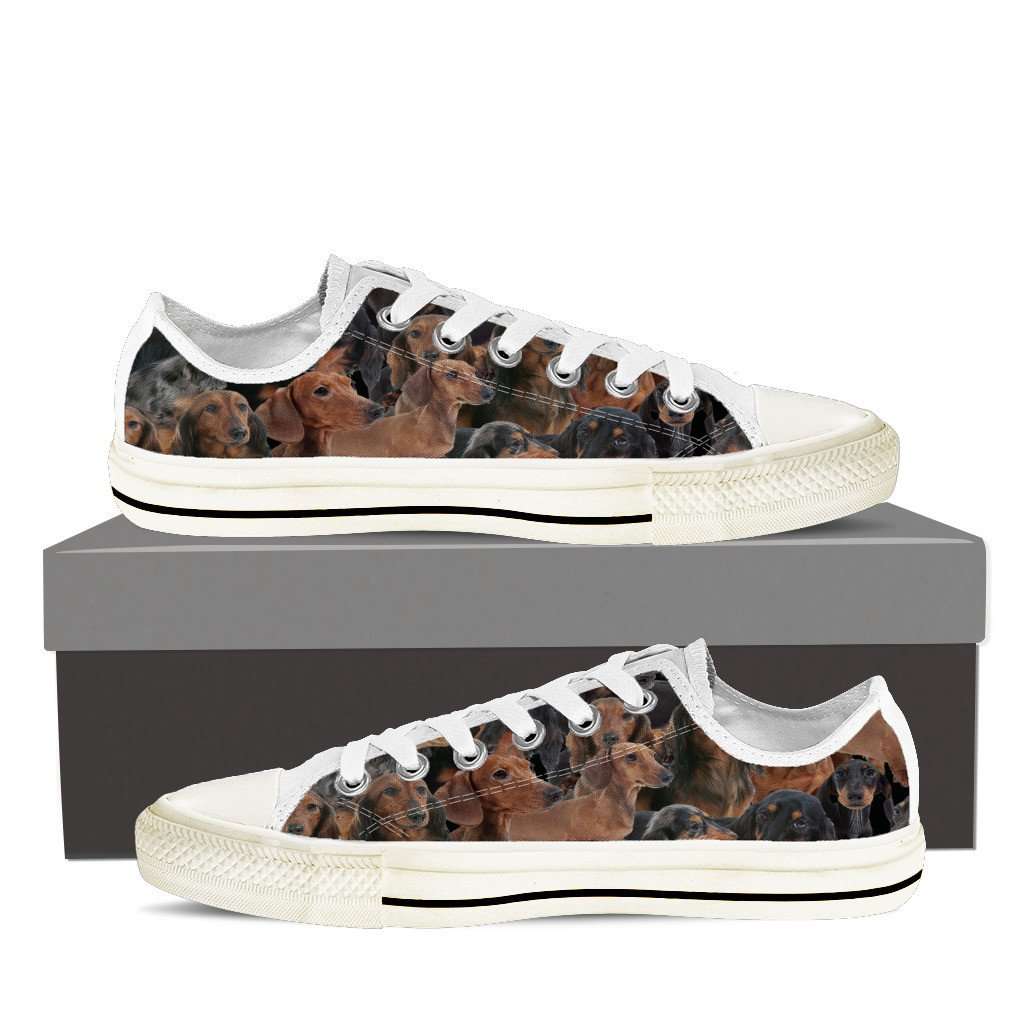 Designs by MyUtopia Shout Out:Dachshund Men's Low Top Canvas Shoe