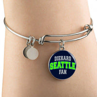 Load image into Gallery viewer, Designs by MyUtopia Shout Out:Diehard Seattle Fan Liquid Glass Keepsake Pendant Wire Bracelet
