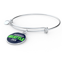 Load image into Gallery viewer, Designs by MyUtopia Shout Out:Diehard Seattle Fan Liquid Glass Keepsake Pendant Wire Bracelet
