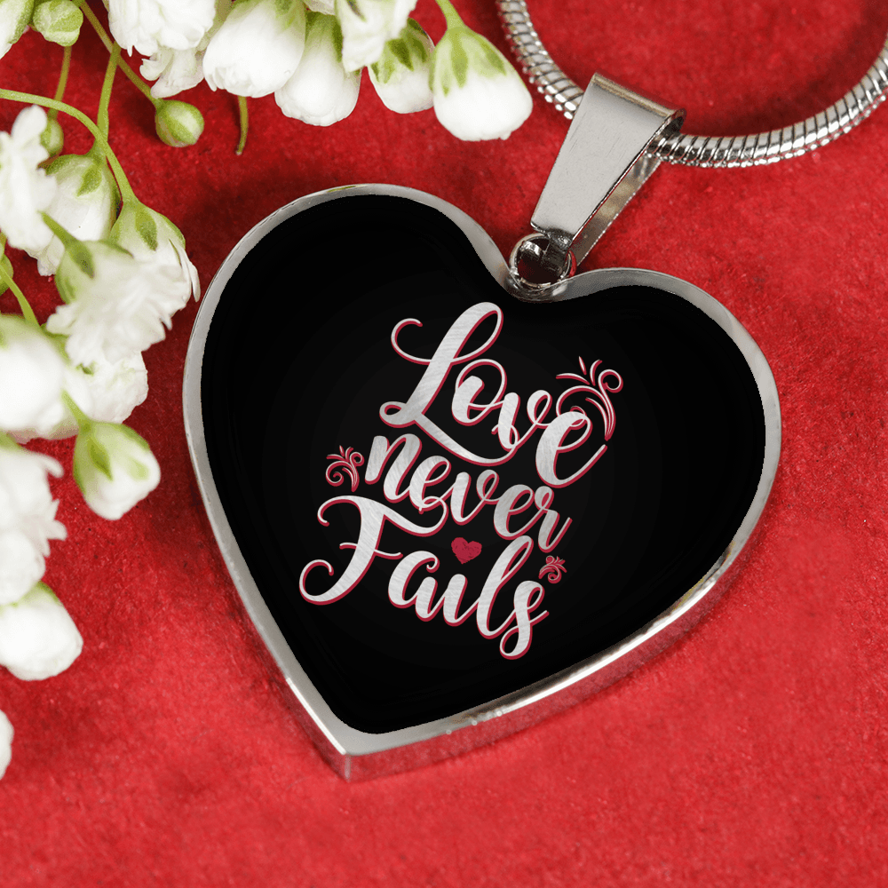Designs by MyUtopia Shout Out:Love Never Fails Heart Bangel