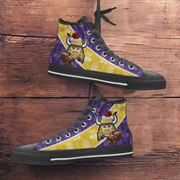 Load image into Gallery viewer, Designs by MyUtopia Shout Out:Minnesota Vikings Christmas Football Patten Canvas High Top Shoes,Men&#39;s / Mens US 5 (EU38) / Violet/Yellow,High Top Sneakers

