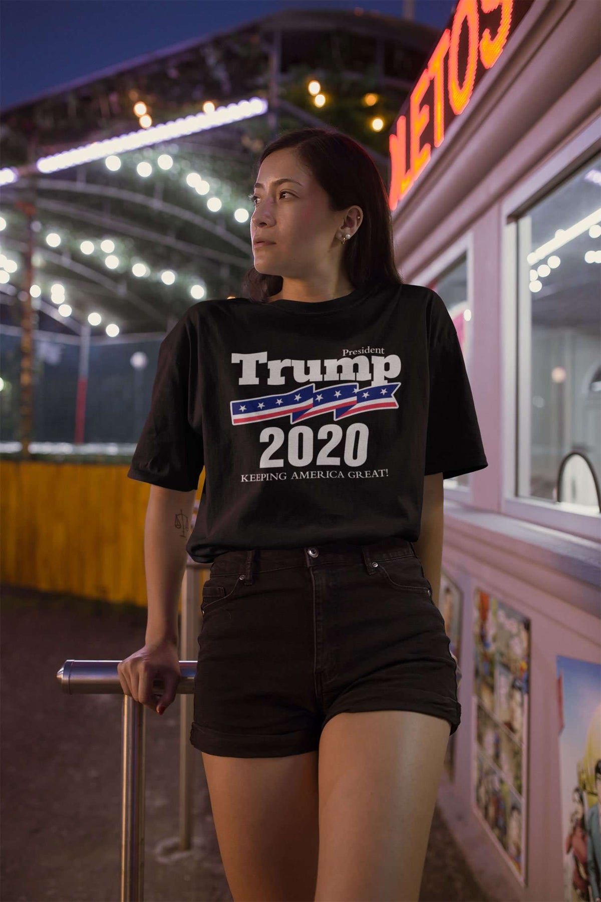 Designs by MyUtopia Shout Out:President Trump for 2020 Unisex Jersey Short-Sleeve T-Shirt