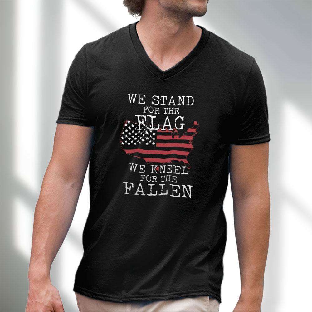 Designs by MyUtopia Shout Out:Stand for the Flag Kneel For The Fallen Flag in US Map Men's Printed V-Neck T-Shirt