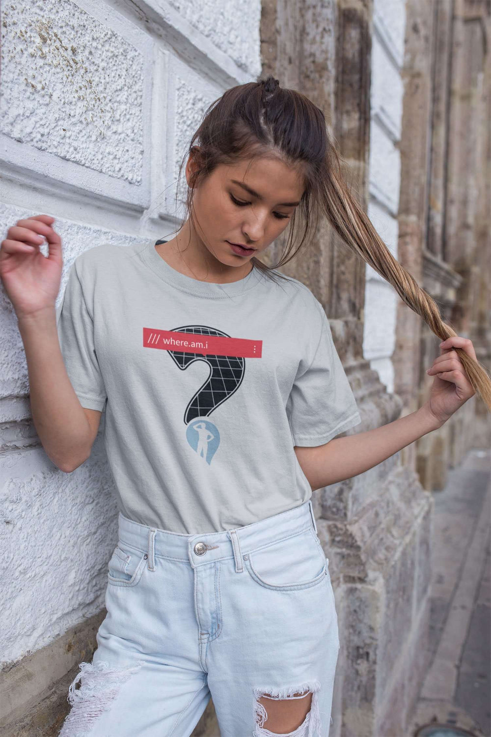 Designs by MyUtopia Shout Out:What3Words App Where Am I Cotton Unisex T-Shirt